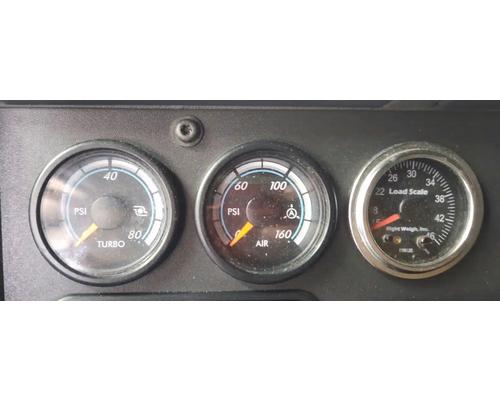  Freightliner Cascadia 125 Instrument Cluster #