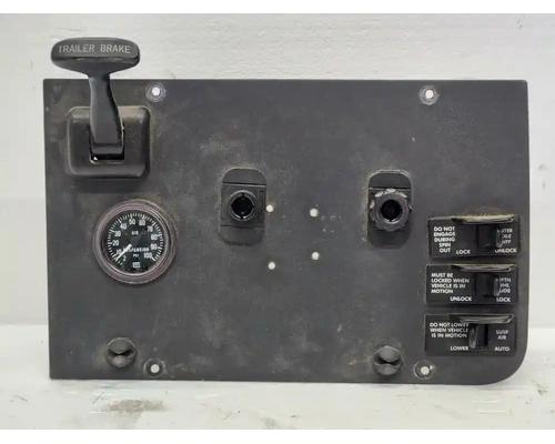  Freightliner Cascadia 125 Instrument Cluster #