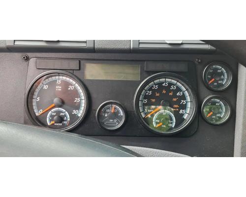  Freightliner Cascadia 125 Instrument Cluster #