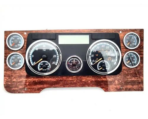 Freightliner Cascadia 125 Instrument Cluster #