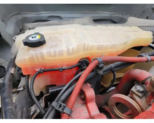  Freightliner Cascadia 125 Radiator Overflow #