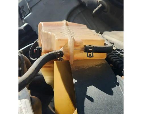  Freightliner Cascadia 125 Radiator Overflow #