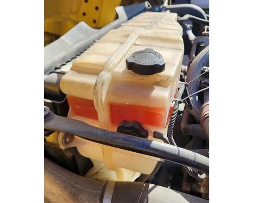  Freightliner Cascadia 125 Radiator Overflow #
