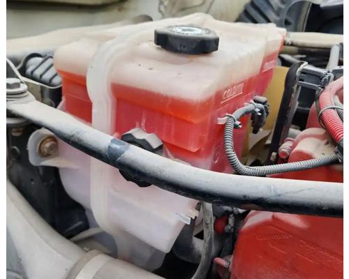  Freightliner Cascadia 125 Radiator Overflow #