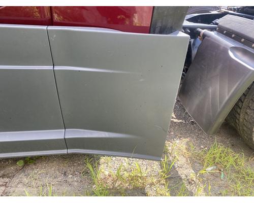  Freightliner Cascadia 125 Fairing #