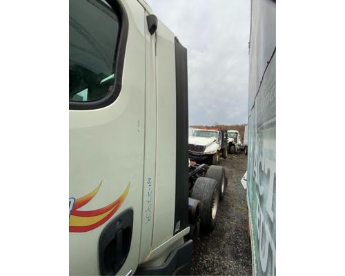  Freightliner Cascadia 125 Fairing #