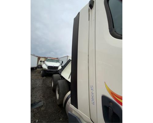 Freightliner Cascadia 125 Fairing # Freightliner Cascadia 125 Fairing #