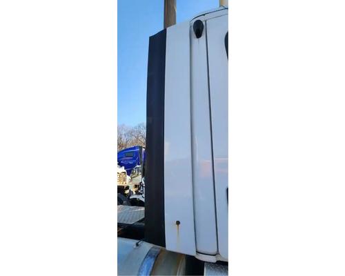  Freightliner Cascadia 125 Fairing #