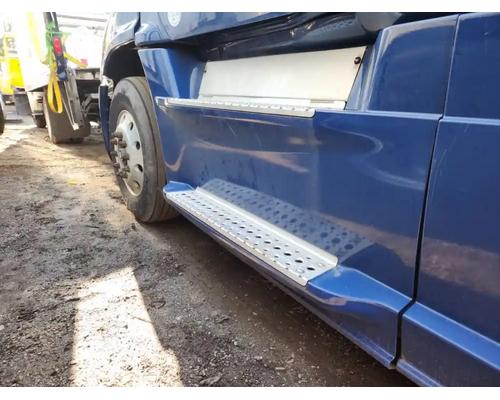  Freightliner Cascadia 125 Fairing #