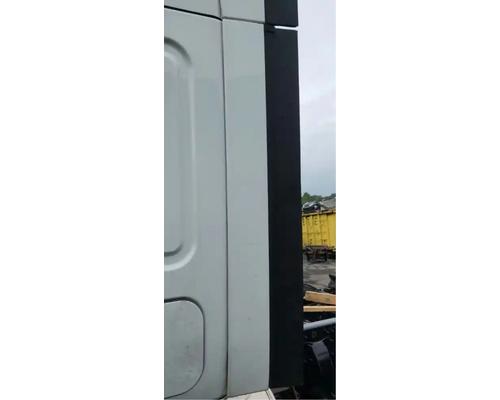  Freightliner Cascadia 125 Fairing #