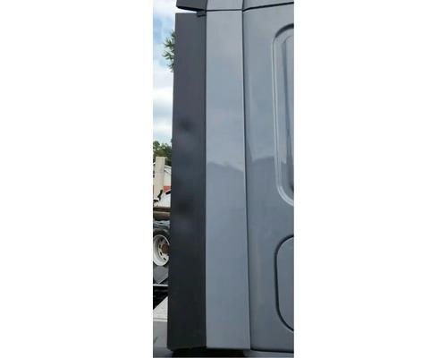  Freightliner Cascadia 125 Fairing #