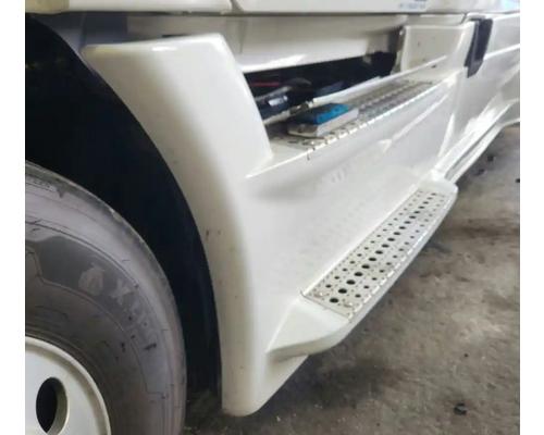  Freightliner Cascadia 125 Fairing #