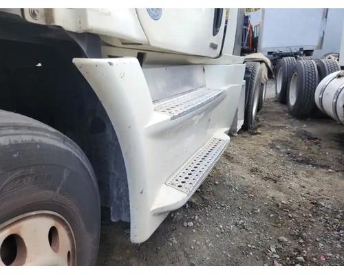  Freightliner Cascadia 125 Fairing #