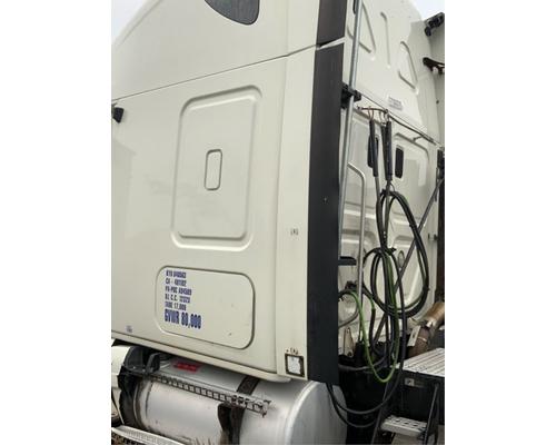 Freightliner Cascadia 125 Sleeper Fairing # Freightliner Cascadia 125 Sleeper Fairing #