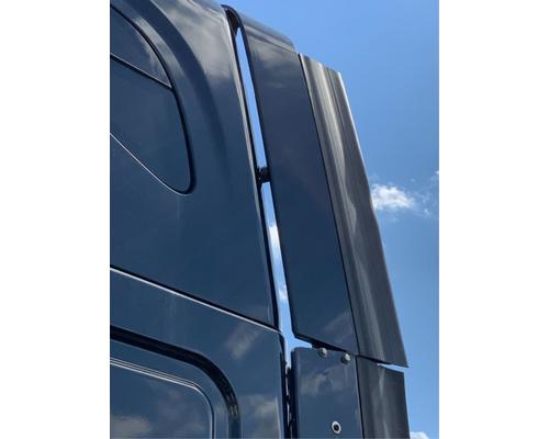  Freightliner Cascadia 125 Sleeper Fairing #
