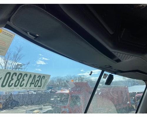  Freightliner Cascadia 125 Visor #