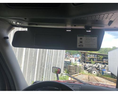  Freightliner Cascadia 125 Visor #