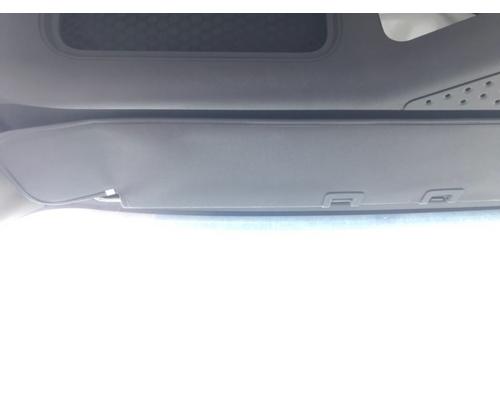  Freightliner Cascadia 125 Visor #