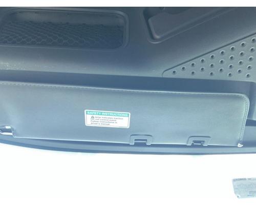  Freightliner Cascadia 125 Visor #
