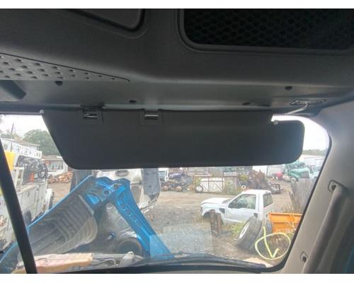  Freightliner Cascadia 125 Visor #
