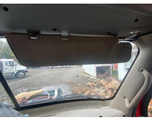  Freightliner Cascadia 125 Visor #