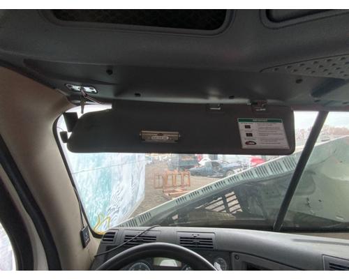  Freightliner Cascadia 125 Visor #