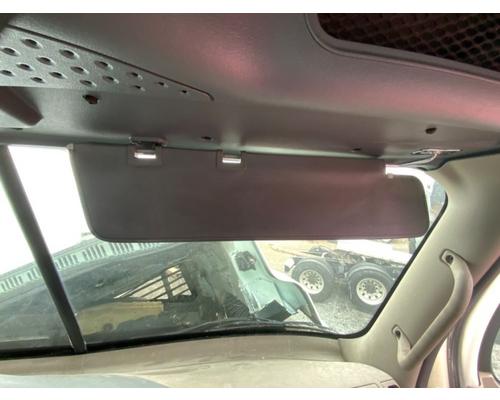  Freightliner Cascadia 125 Visor #