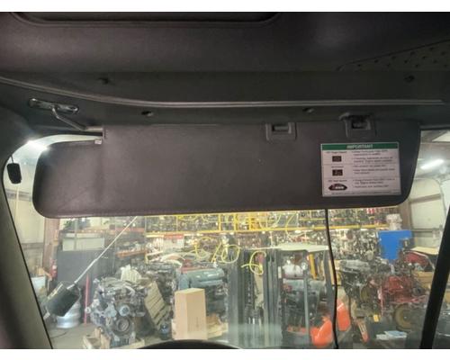  Freightliner Cascadia 125 Visor #