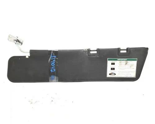  Freightliner Cascadia 125 Visor #