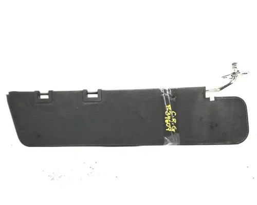  Freightliner Cascadia 125 Visor #