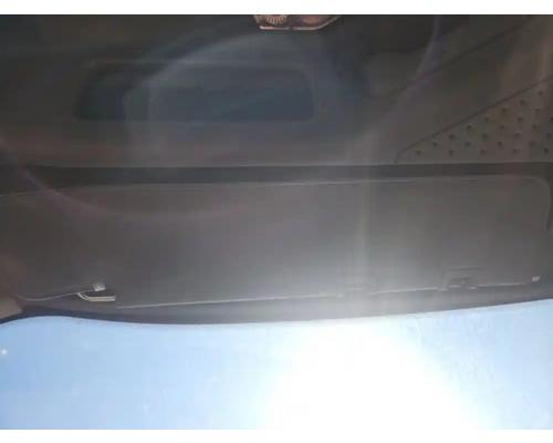  Freightliner Cascadia 125 Visor #