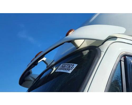  Freightliner Cascadia 125 Visor #