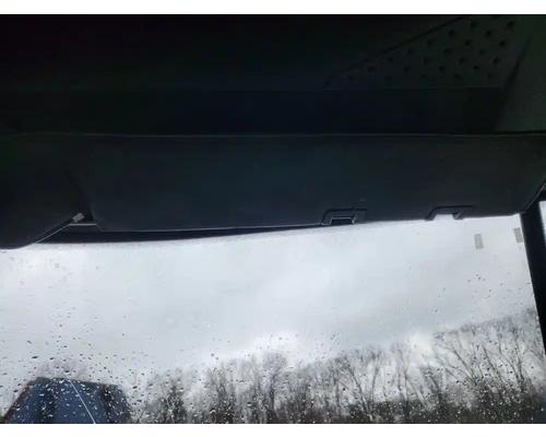  Freightliner Cascadia 125 Visor #