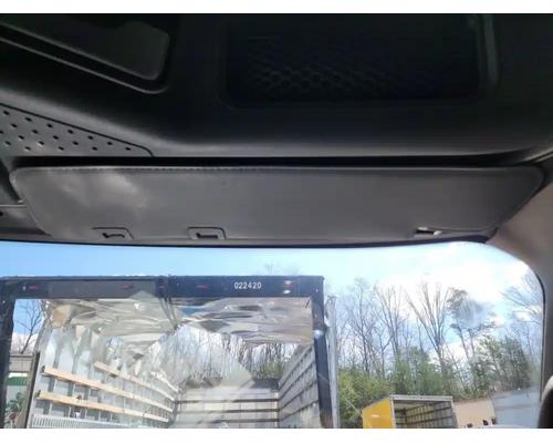  Freightliner Cascadia 125 Visor #