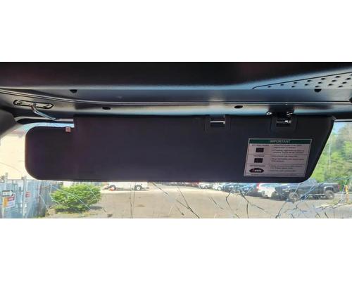  Freightliner Cascadia 125 Visor #