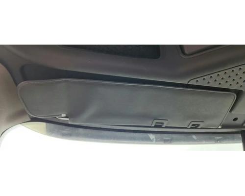  Freightliner Cascadia 125 Visor #