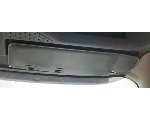  Freightliner Cascadia 125 Visor #