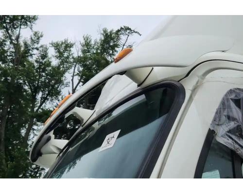  Freightliner Cascadia 125 Visor #