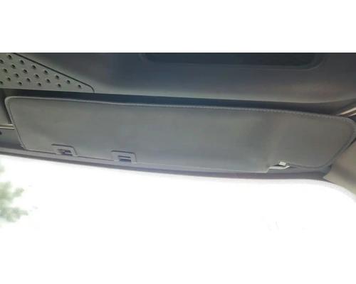 Freightliner Cascadia 125 Visor #
