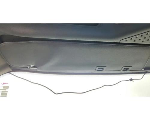  Freightliner Cascadia 125 Visor #