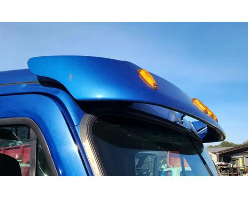  Freightliner Cascadia 125 Visor #