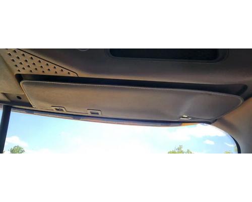  Freightliner Cascadia 125 Visor #