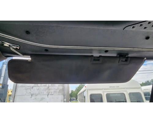  Freightliner Cascadia 125 Visor #