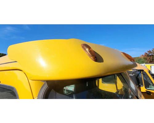  Freightliner Cascadia 125 Visor #