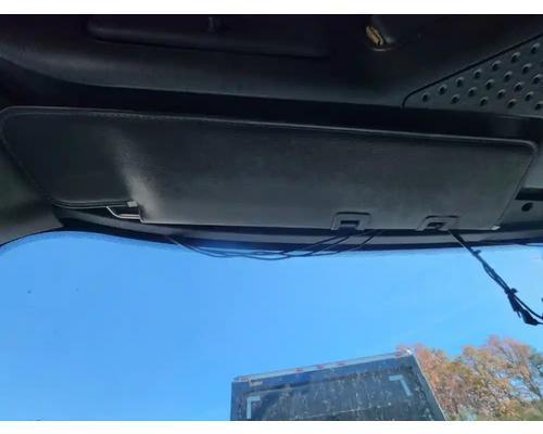  Freightliner Cascadia 125 Visor #