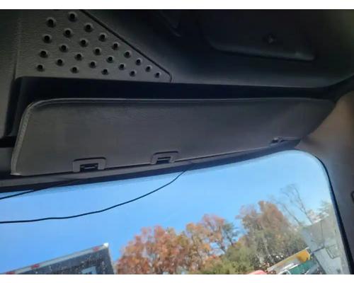  Freightliner Cascadia 125 Visor #