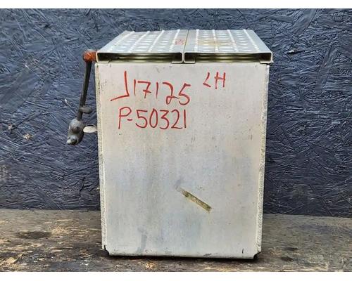 freightliner-cascadia-125-tool-box #1349038