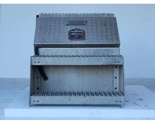 freightliner-cascadia-125-tool-box #1358983
