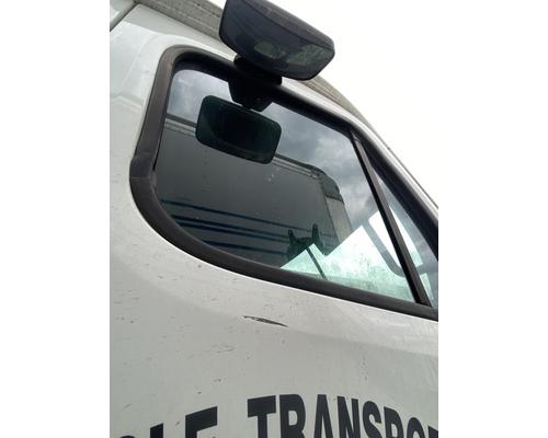 freightliner-cascadia-125-windshield #1329207