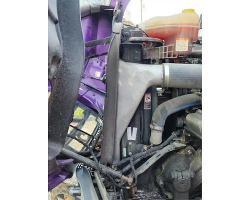  Freightliner Cascadia 126 AC Condensor #